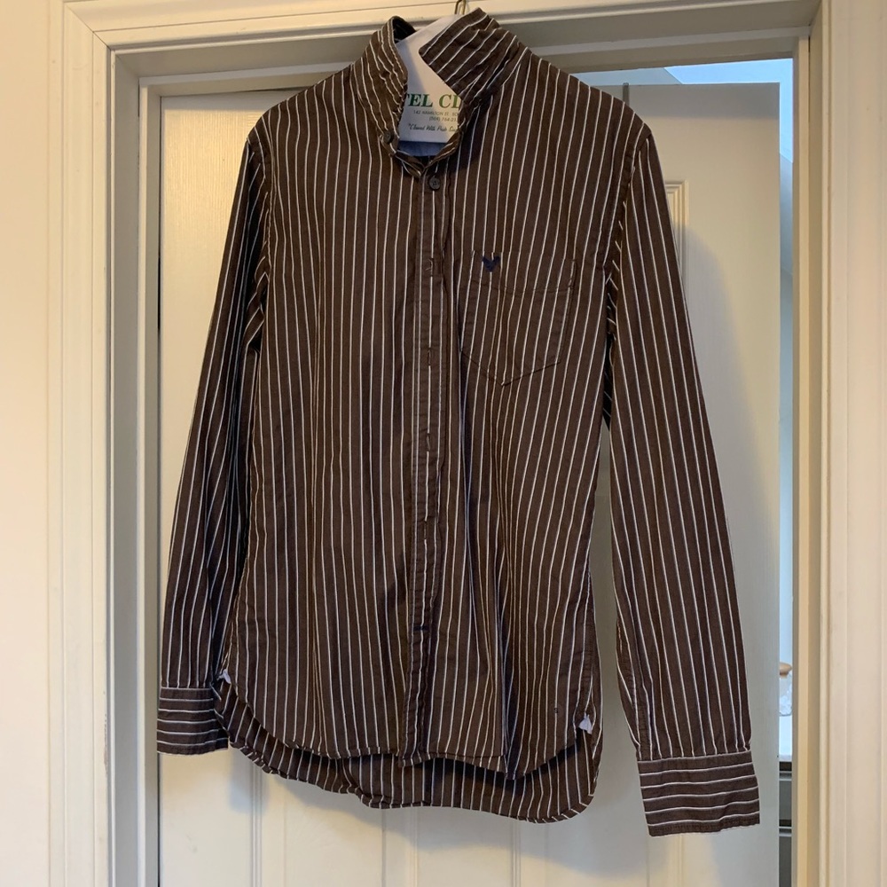 Business casual men’s button down shirt
